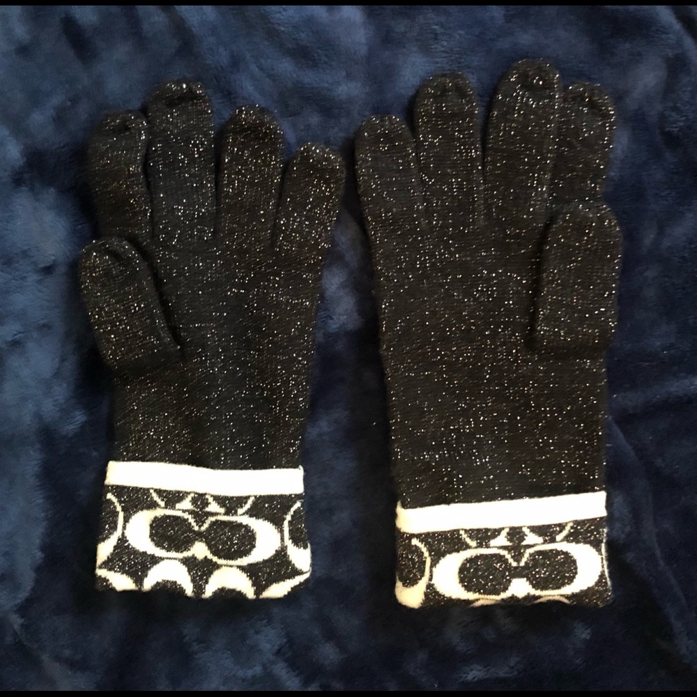 Coach gloves